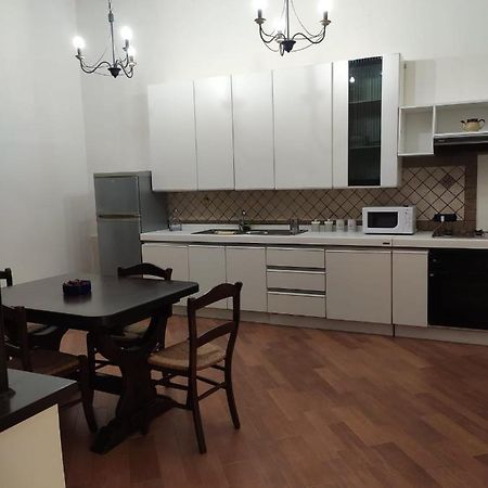 Appartamento Centro Storico Naples Exterior photo