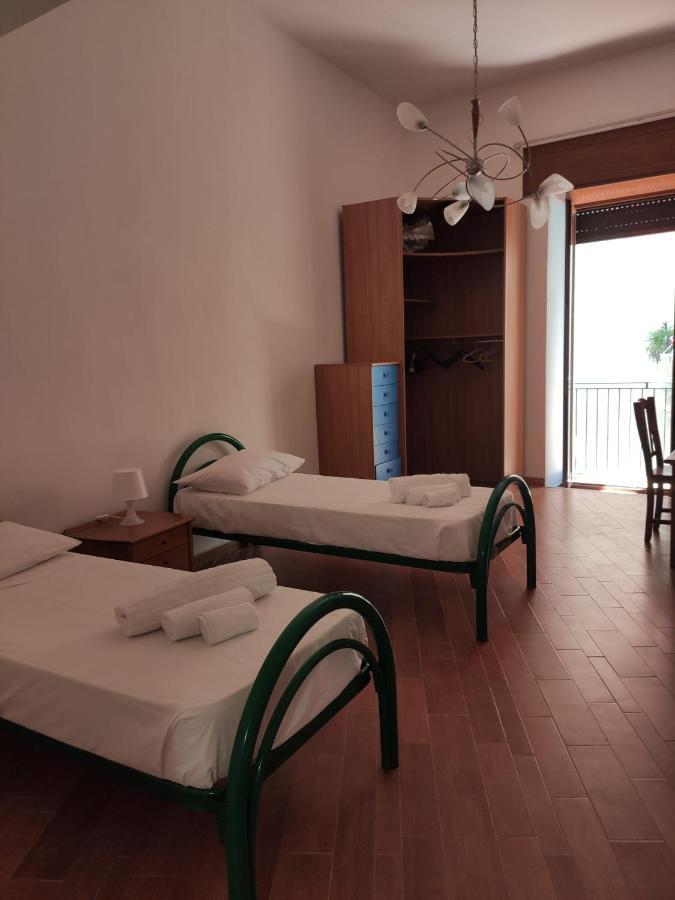 Appartamento Centro Storico Naples Exterior photo